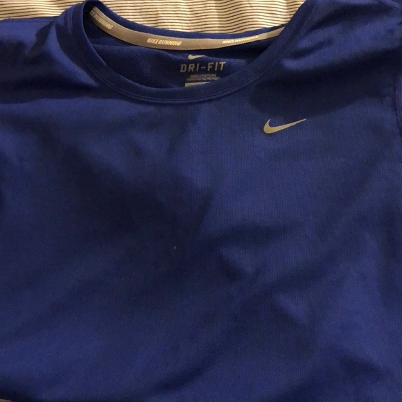 NIKE dri fit - Picture 4 of 4